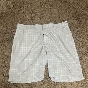 Walter Hagen Gray Checkered Men's Shorts